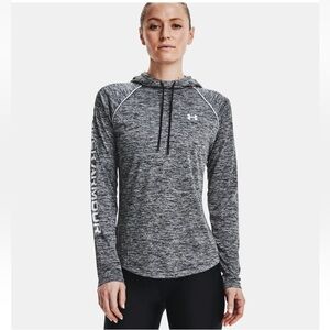 Womens Under Armour Velocity
Wordmark Hooded Long Sleeve size large